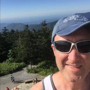 Meet your Posher, Jason